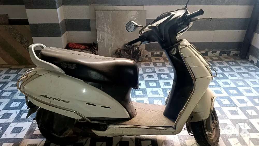 Honda Activa 2012 only 17000km driven Scooters 1823302445