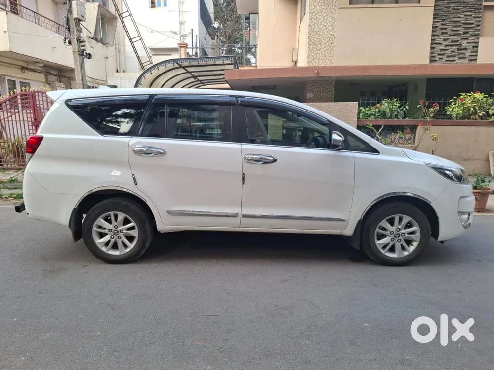 Toyota Innova Crysta [2020-ongoing] 2.4 GX AT 8 STR, 2020, Diesel