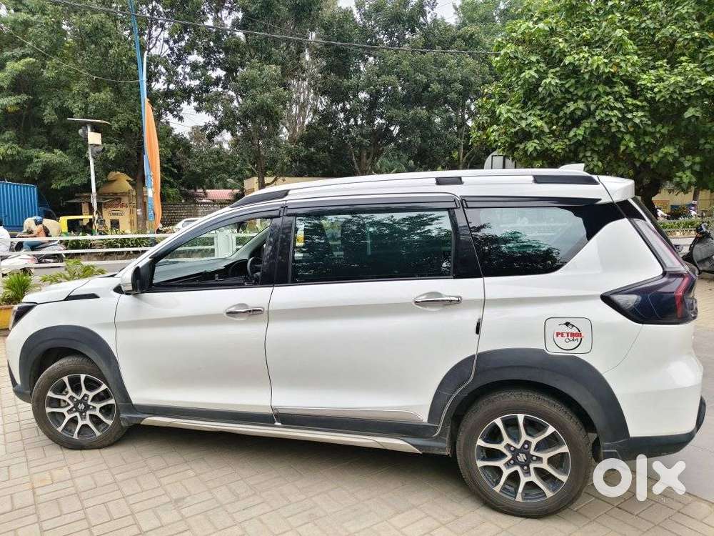 Maruti Suzuki Xl6 1.5 Alpha At, 2025, Petrol