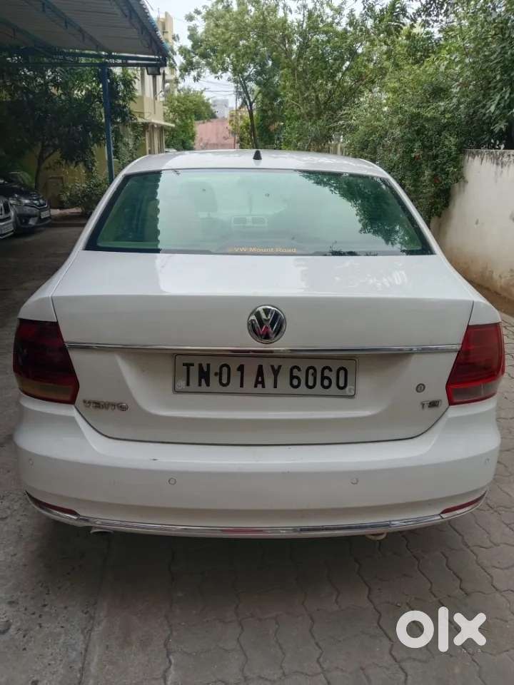 Volkswagen Vento Petrol Highline, 2015, Petrol