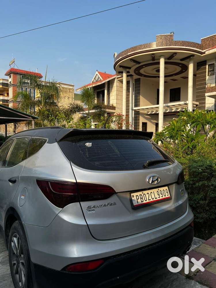 Hyundai Santa Fe 2014 Diesel 88542 Km Driven