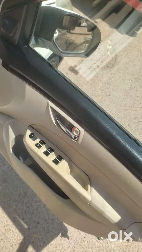 Maruti Suzuki Dzire 2012