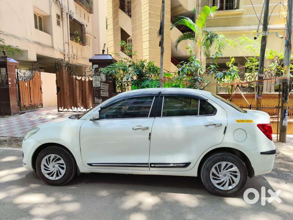 Maruti Suzuki Swift Dzire Vxi Optional, 2017, Petrol