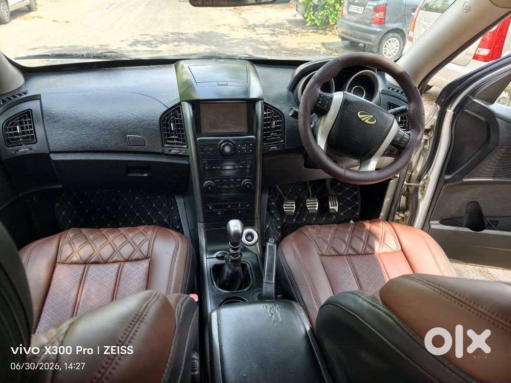 Mahindra Xuv500, 2017