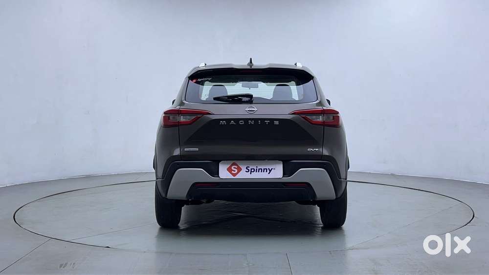 Nissan Magnite 1.0 Xv Premium Turbo Cvt (o), 2022, Petrol