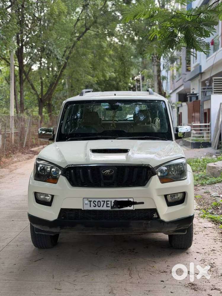 Mahindra Scorpio S6, 2015, Diesel