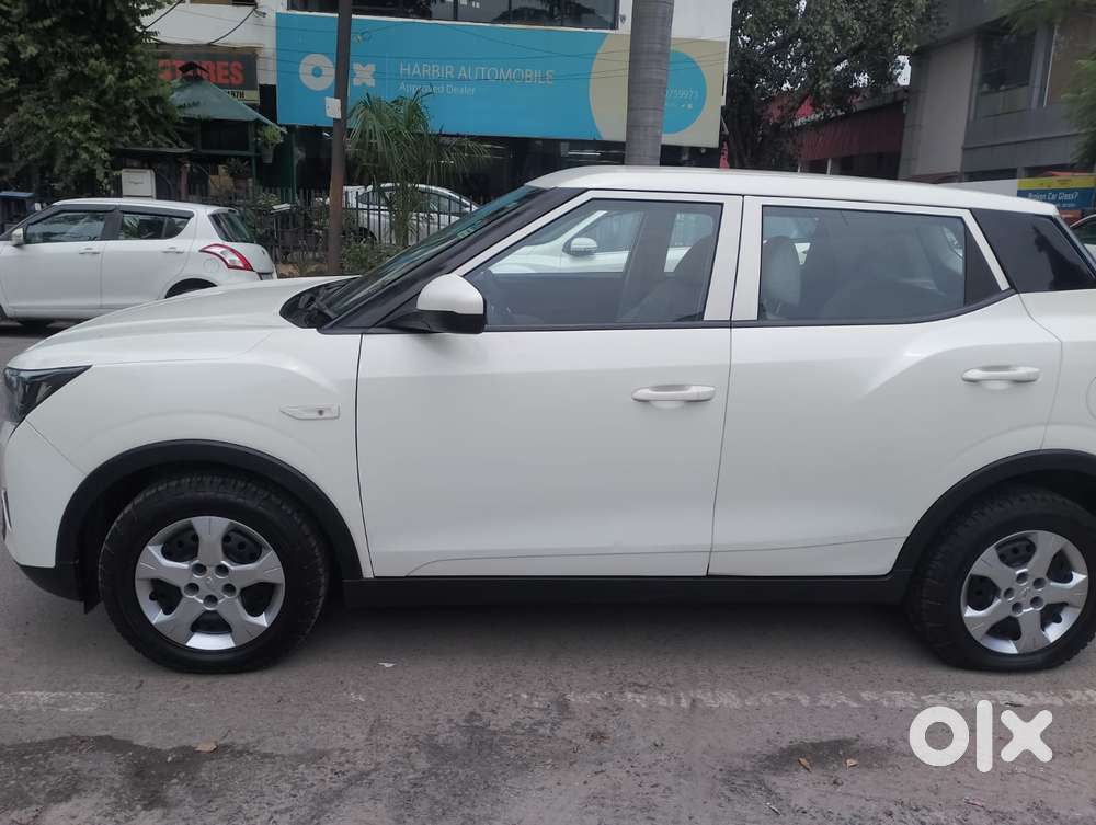 Mahindra Xuv300 W4, 2020, Petrol