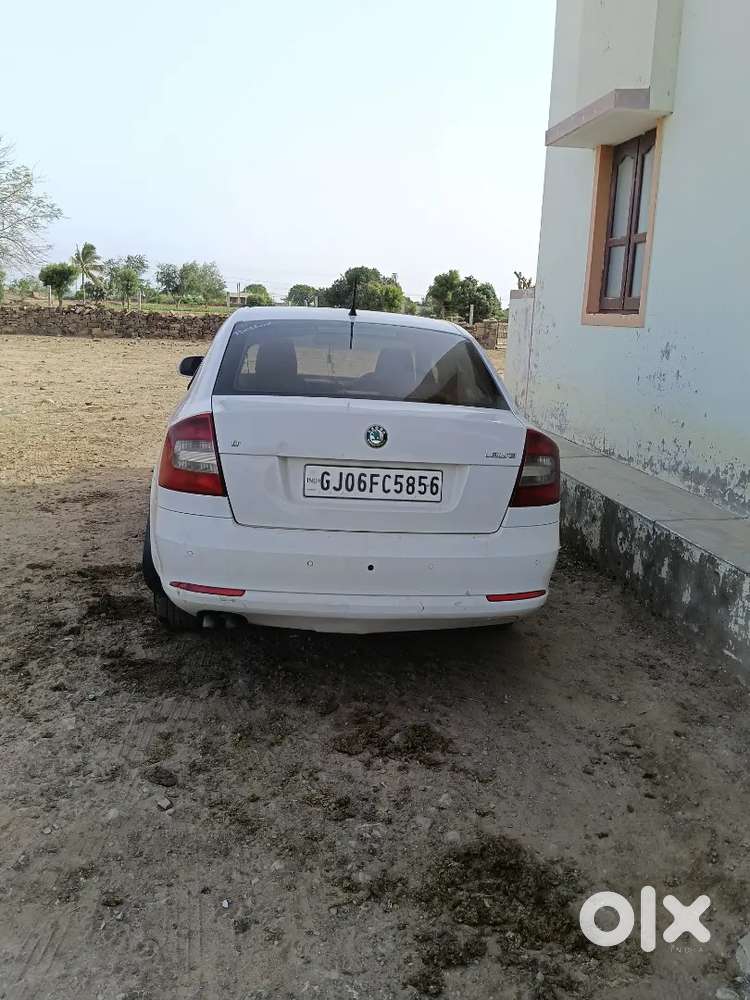 Skoda Laura 2012 Diesel 111605 Km Driven