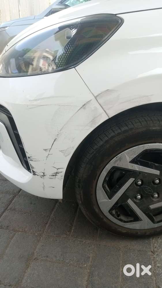 Hundai Aura S Model With Petrol And Cng Just 4 Month Used