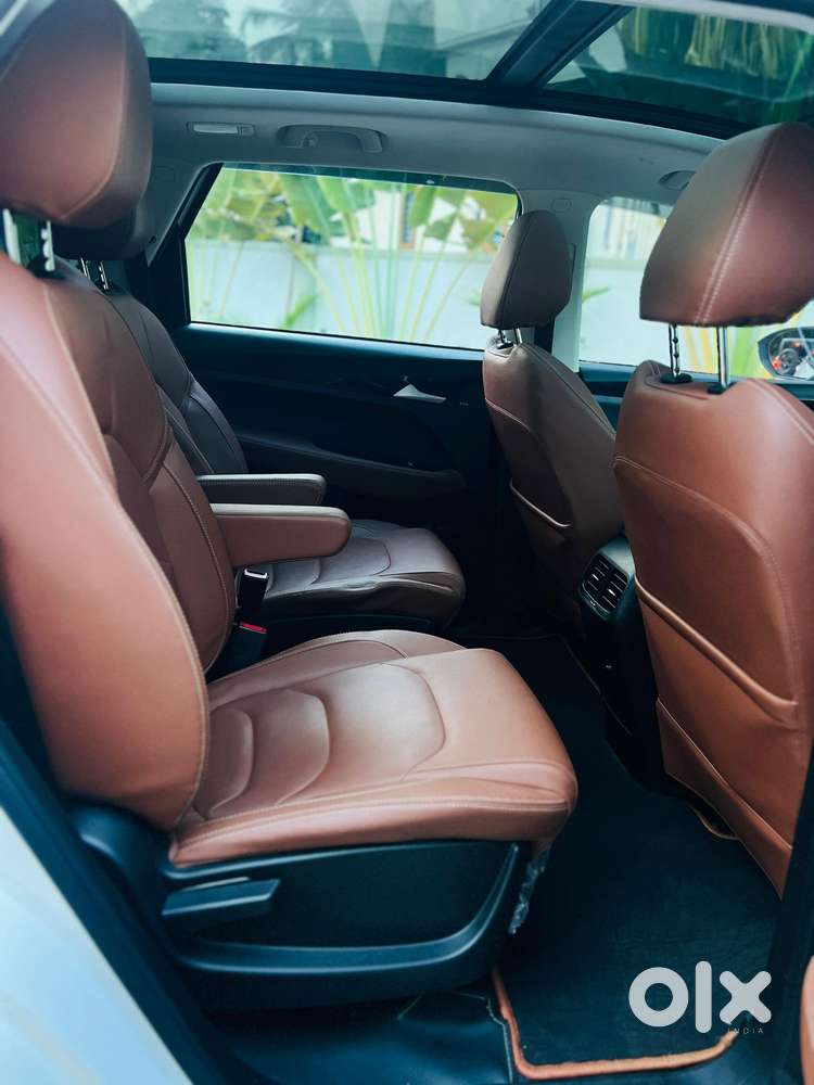 Mg Hector Plus 1.5 Sharp Turbo Cvt 6 Str, 2021, Petrol