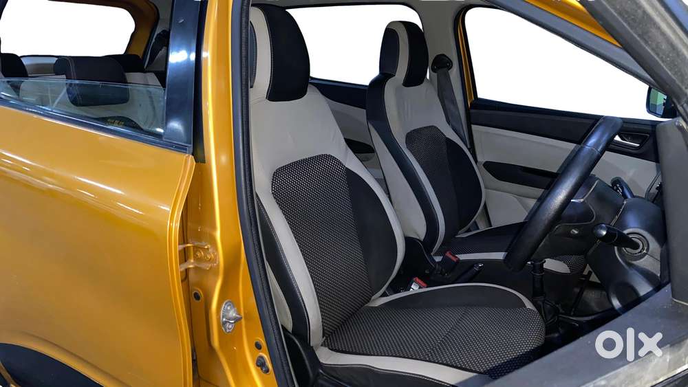 Renault Triber Rxz, 2019, Petrol