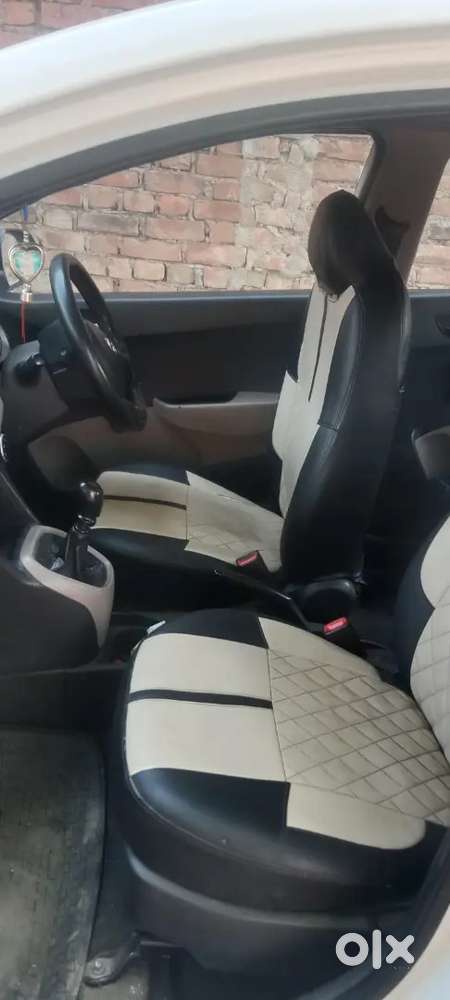 Hyundai Accent 2016 Cng & Hybrids 188000 Km Driven