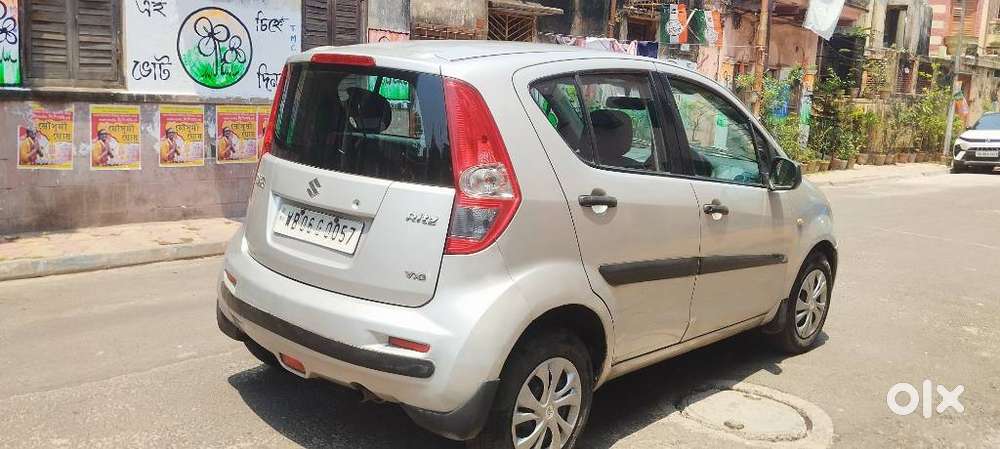 Maruti Suzuki Ritz Vxi, 2011, Petrol