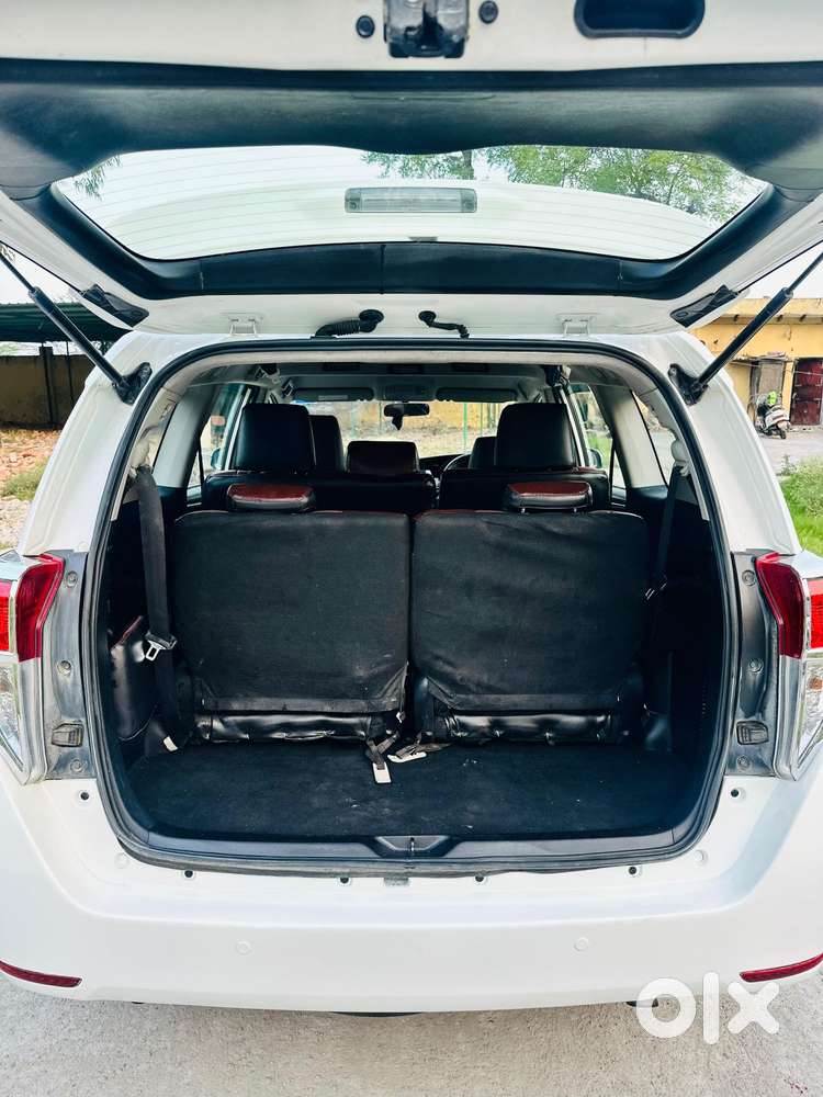 Toyota Innova Crysta 2.7 Gx At 8s, 2017, Diesel