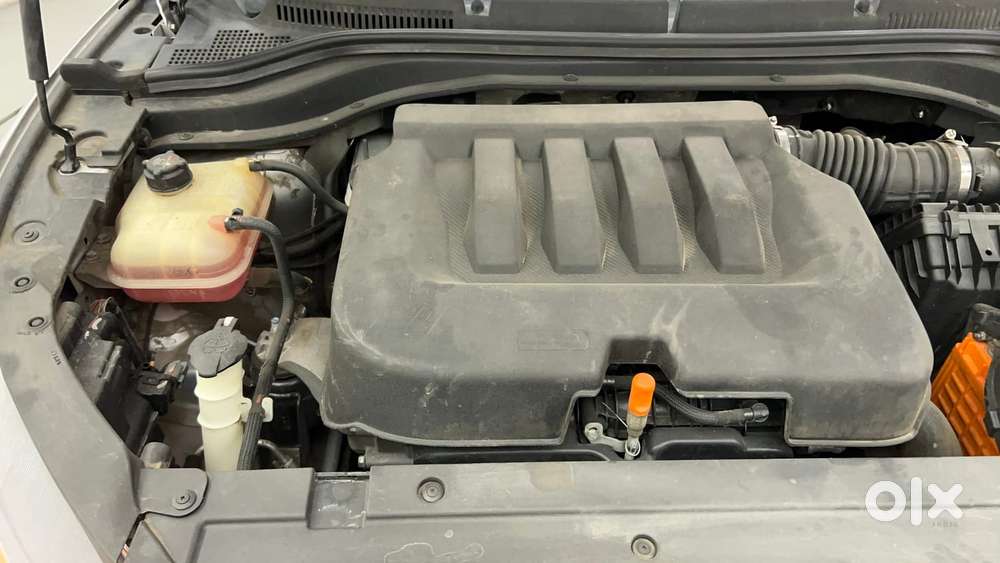 Mahindra Xuv700 2.0 Ax 7 Petrol At Luxury Pack Str, 2023, Petrol