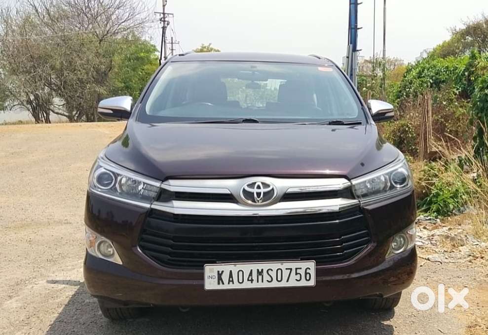 Toyota Innova Crysta 2.8z Automatic, 2016, Diesel