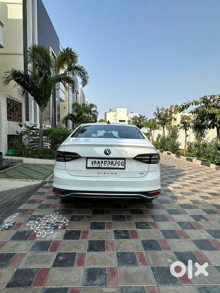 Volkswagen Virtus Highline At  25000km  Single Owner
