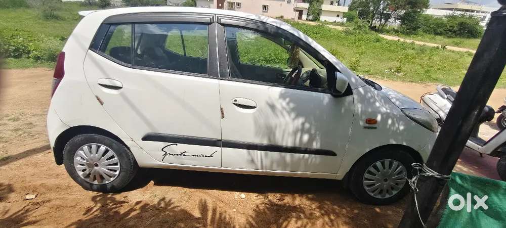 Hyundai I10 Sportz 2010