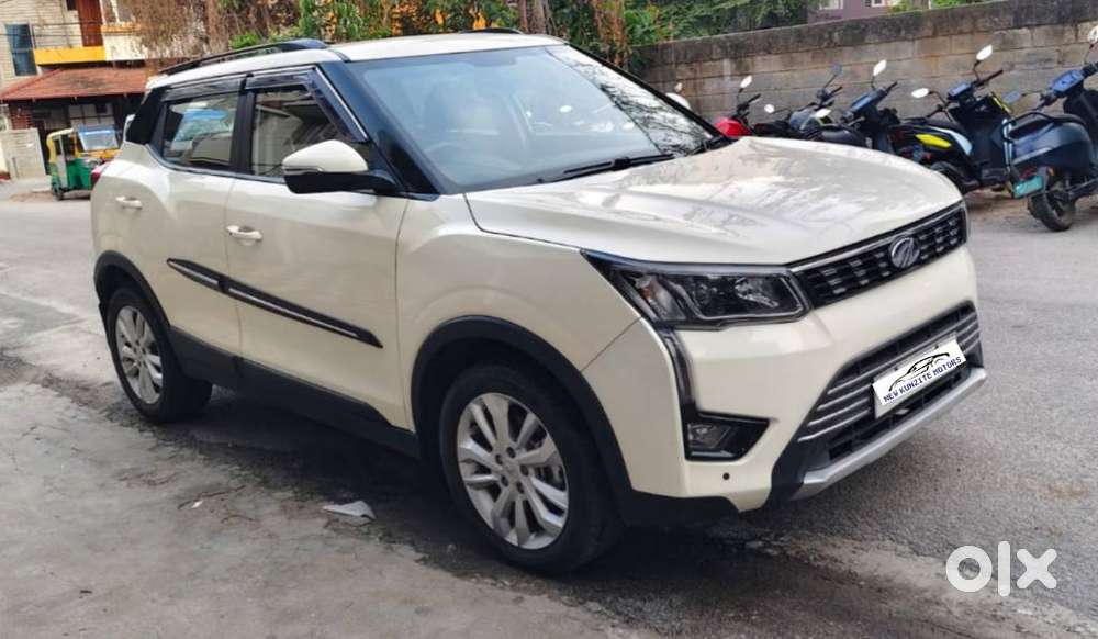 Mahindra Xuv300 W8, 2021, Petrol