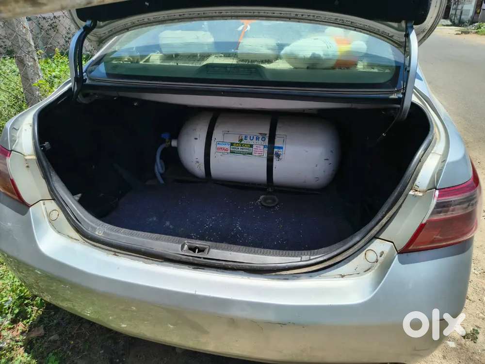 Toyota Camry V6 2010 At