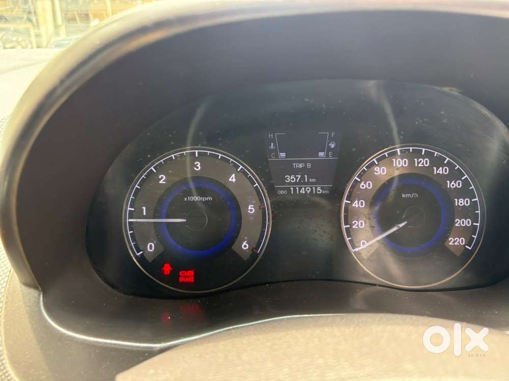 Hyundai Fluidic Verna 2014