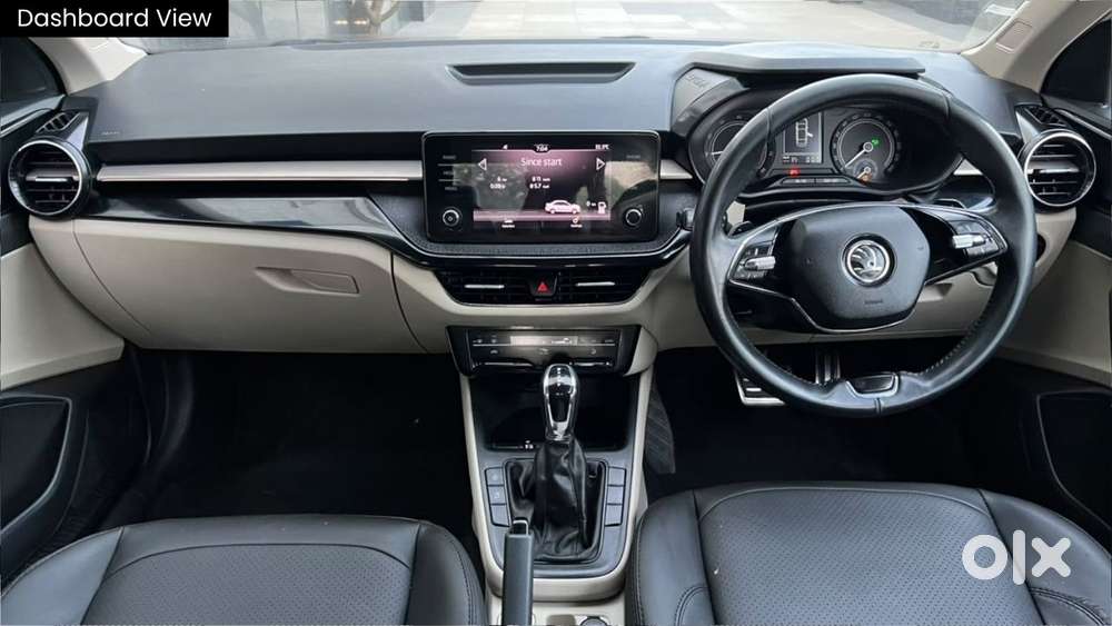 Skoda Slavia Ambition 1.0l Tsi At, 2024, Petrol