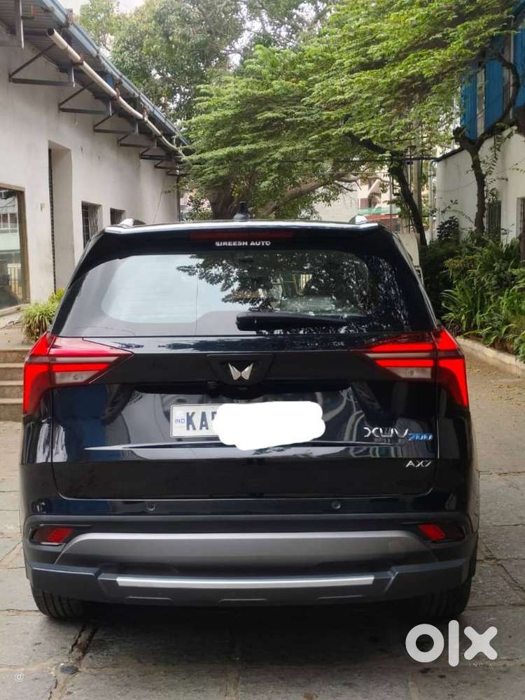 Mahindra Xuv700 2.0 Ax 7 Petrol At Str, 2024, Petrol