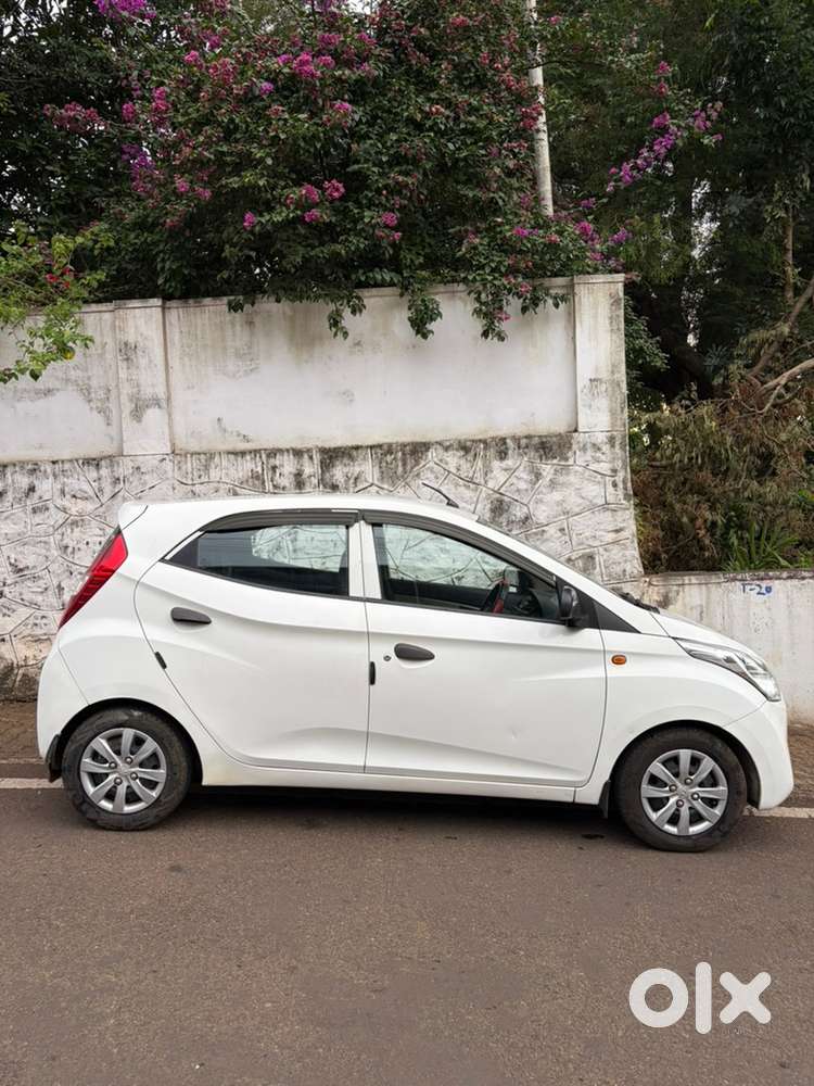 Hyundai Eon Petrol 2012 Year