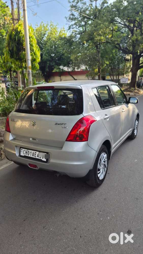 Maruti Suzuki Swift 2004-2010 1.3 Vxi, 2010, Petrol