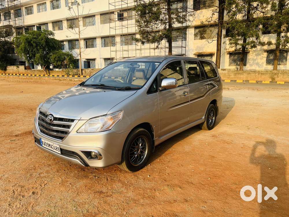 Toyota Innova 2.5 G (diesel) 7 Seater Bs Iv, 2012, Diesel