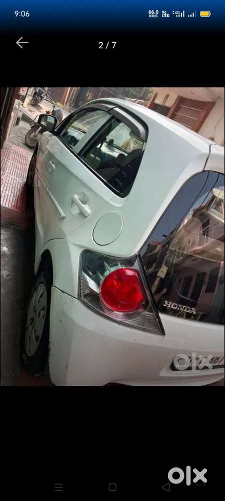 Honda Brio Mt Petrol 2012