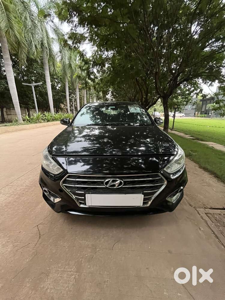 Hyundai Verna Crdi 1.6 At Ex, 2017, Diesel