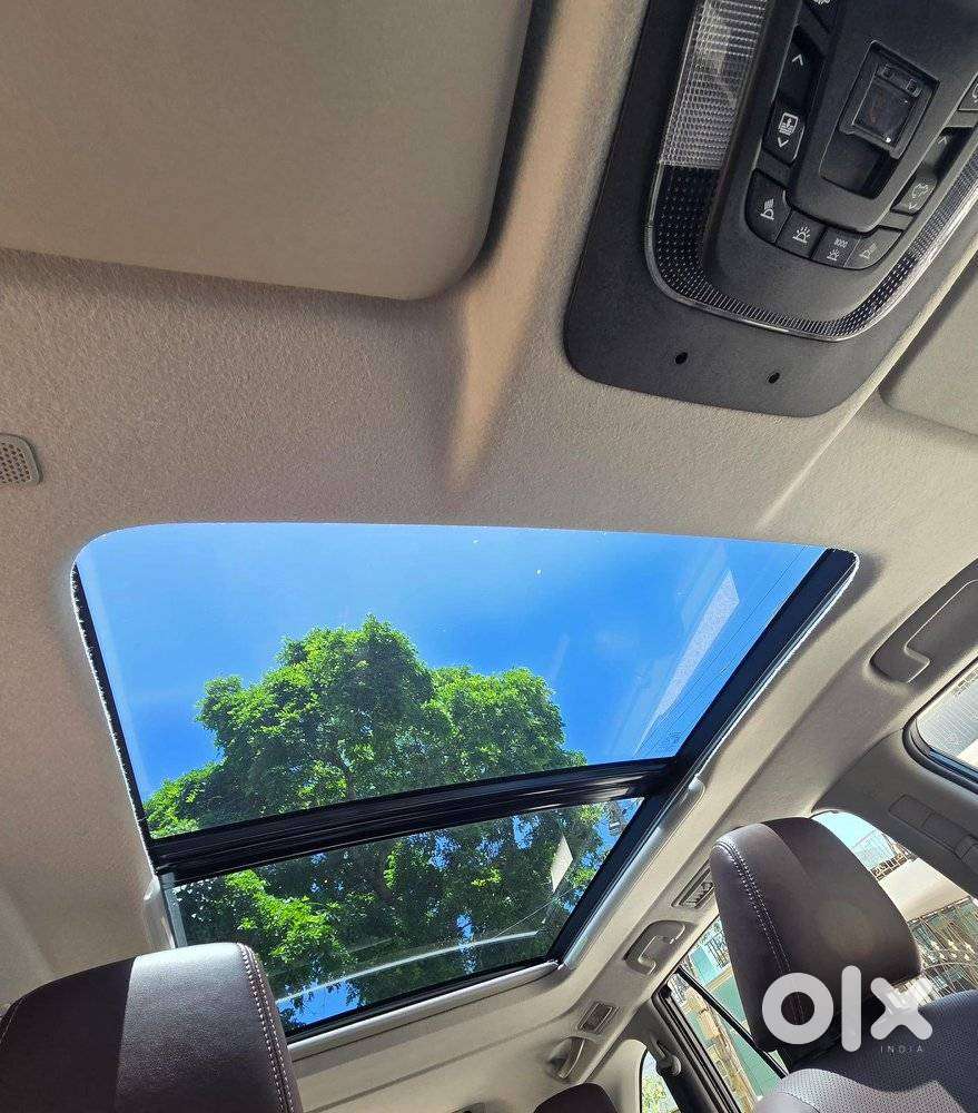 Toyota Innova Hycross 2.0 Zx Hybrid 7 Str, 2023, Petrol