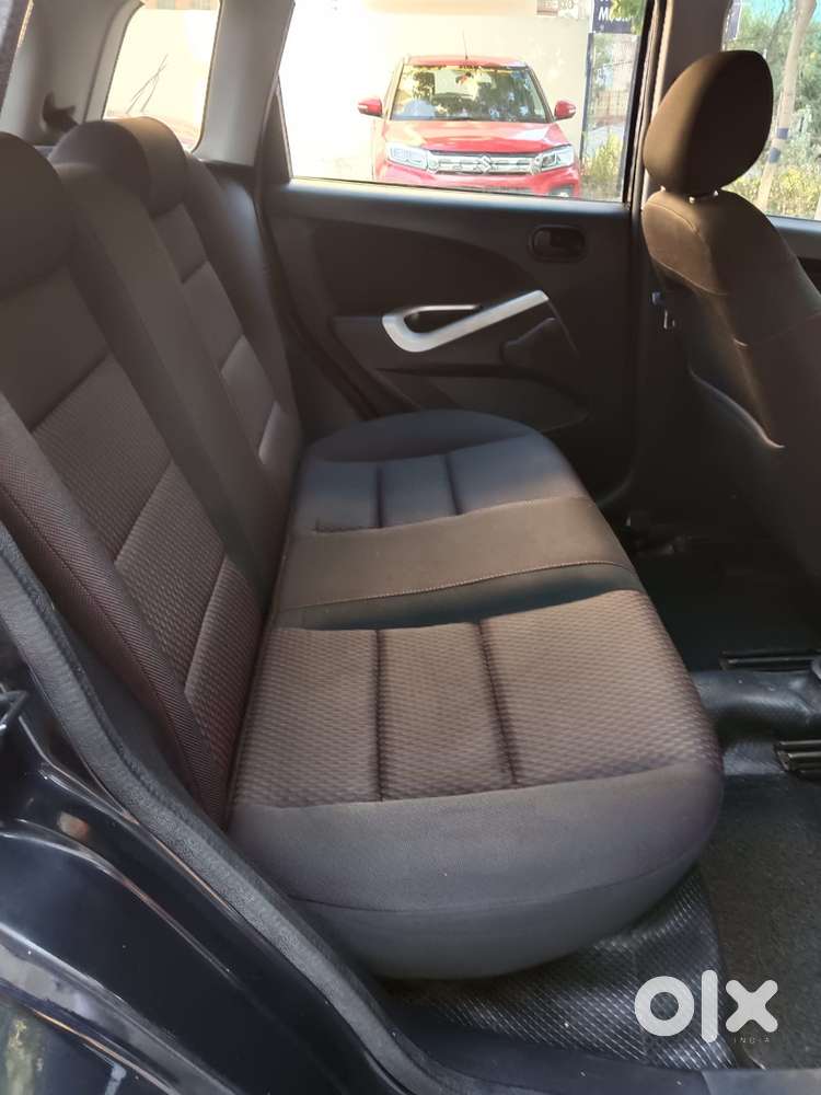 Ford Figo 1.2p Titanium Mt, 2010, Petrol