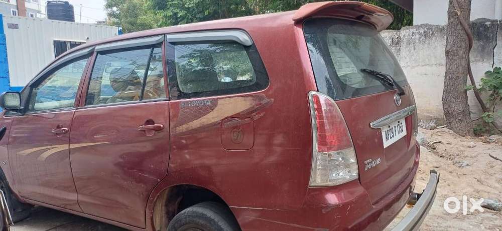 Toyota Innova 2.5 G (diesel) 8 Seater, 2006, Diesel