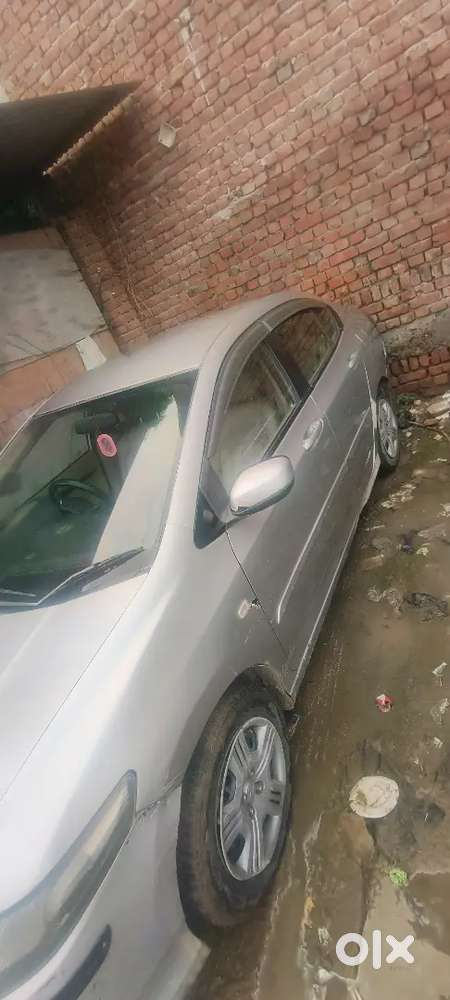 Honda City 1.5 Zx 2011  Hai 2031 Tak Vailid Hai