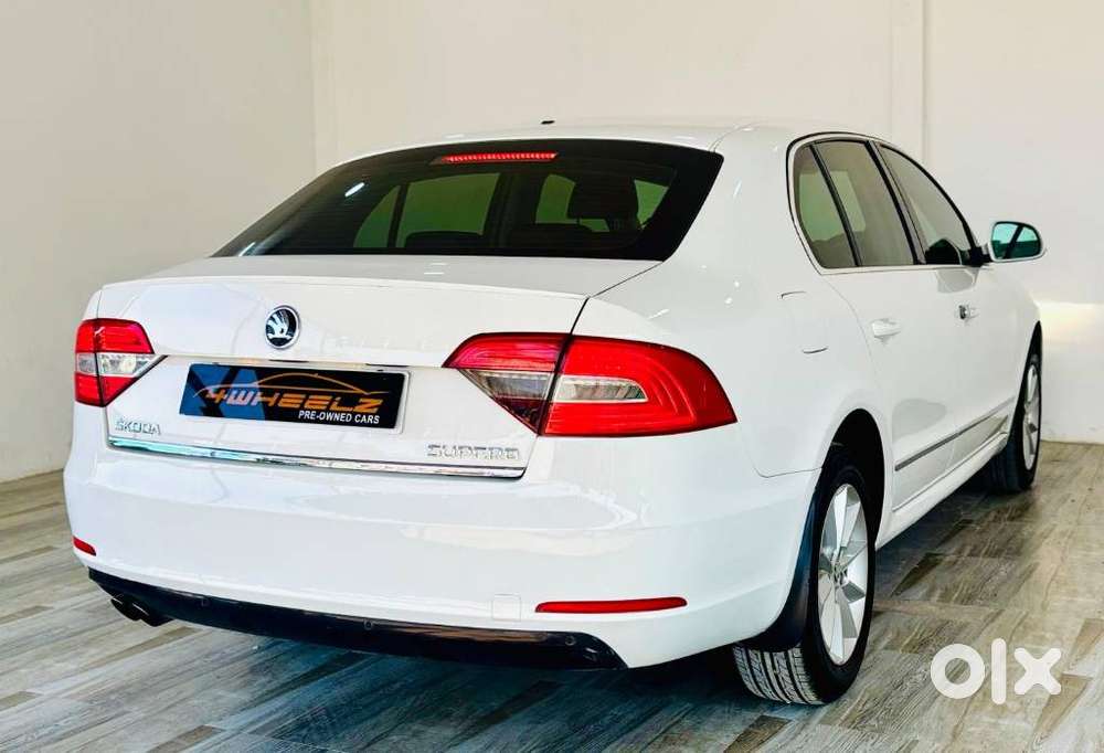 Skoda Superb 2013-2015 Elegance 2.0 Tdi Cr At, 2015, Diesel