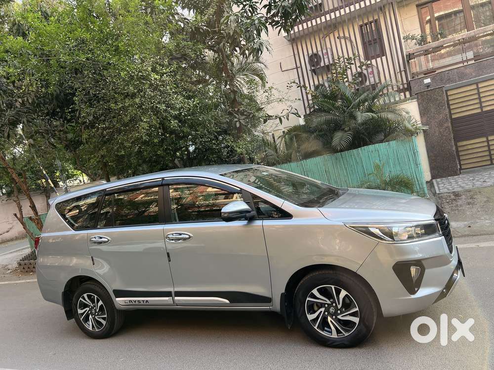Toyota Innova Crysta [2020-ongoing] 2.4 Gx 7 Str, 2022, Diesel