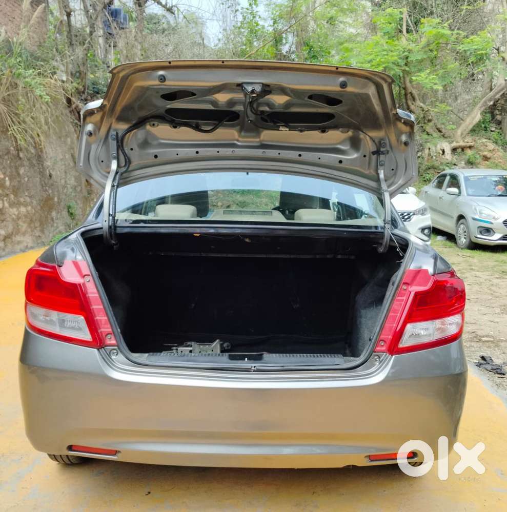 Maruti Suzuki Dzire 1.2 Vxi, 2018, Petrol