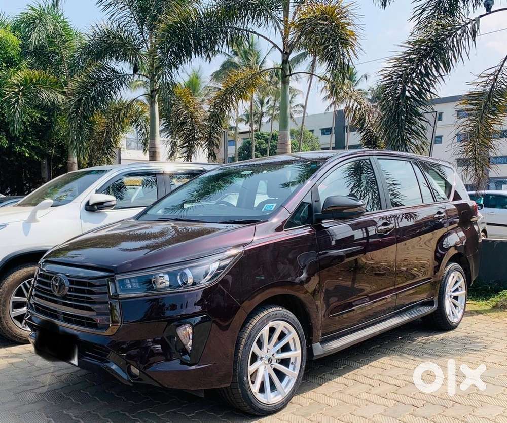 Toyota Innova Crysta Diesel 2016