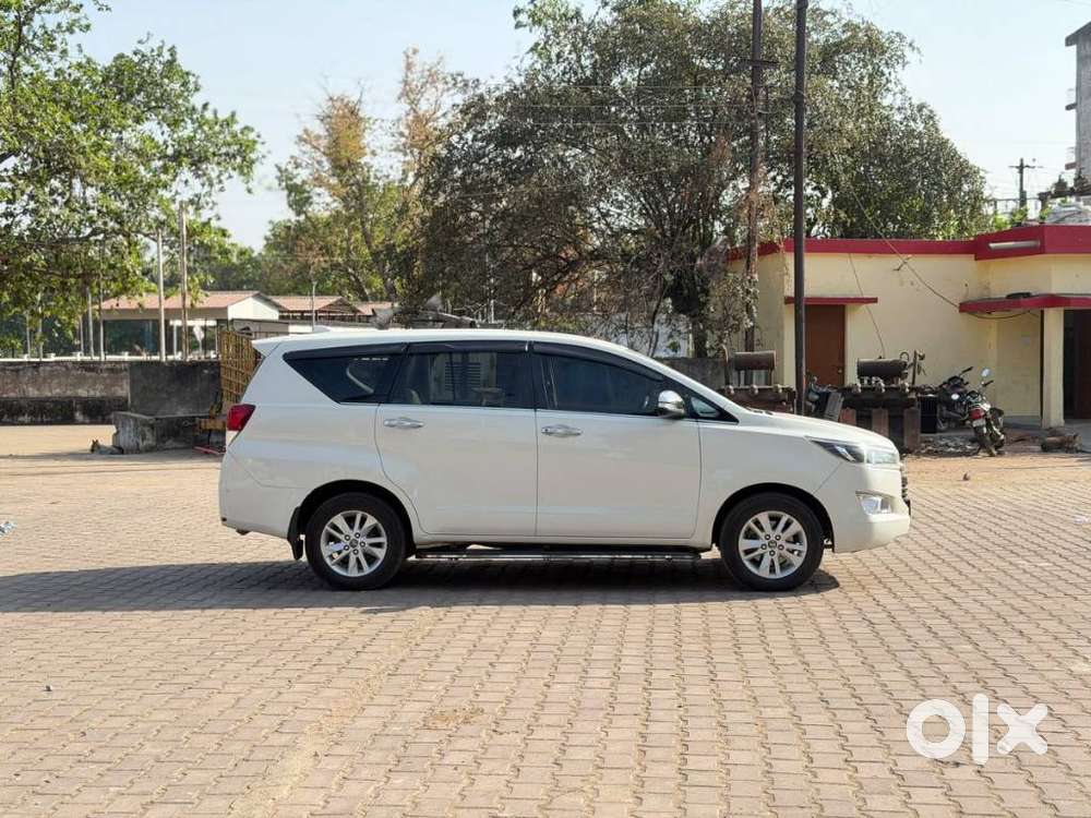 Toyota Innova Crysta 2.8 Z, 2017, Diesel