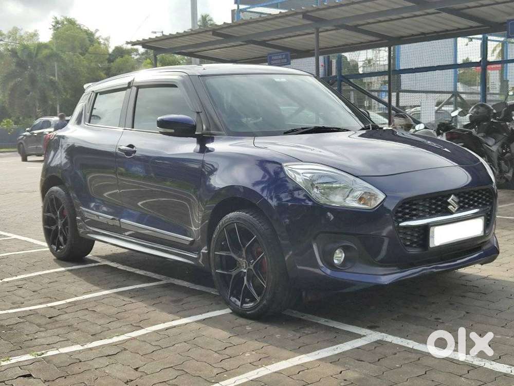 Maruti Suzuki Swift Vxi + Manual, 2022, Petrol