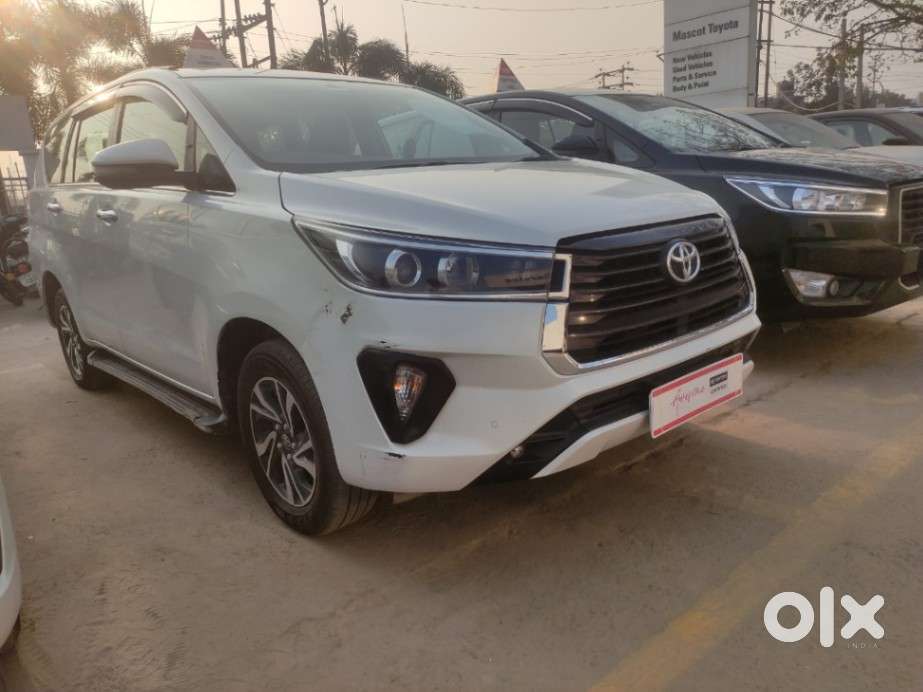Toyota Innova Crysta [2020-ongoing] 2.4 Vx 8 Str, 2022, Diesel