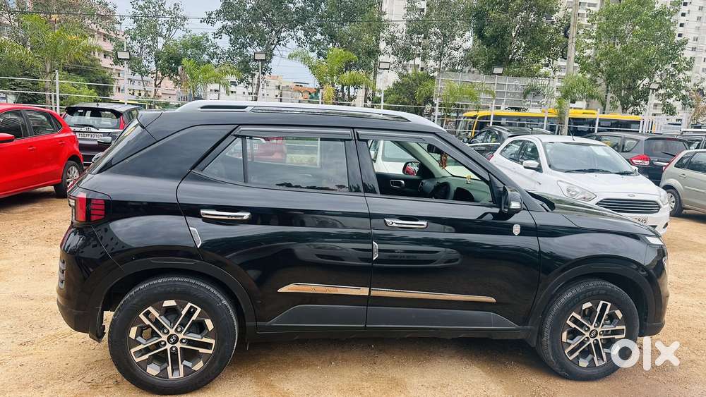 Hyundai Venue S (o) 1.0 Turbo Mt, 2023, Petrol