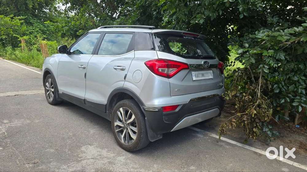 Mahindra Xuv300 2020 Petrol Well Maintained