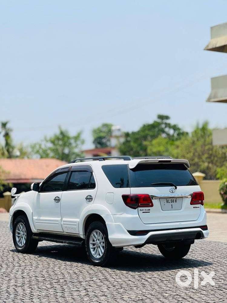 Toyota Fortuner 2011-2016 4x2 At, 2013, Diesel