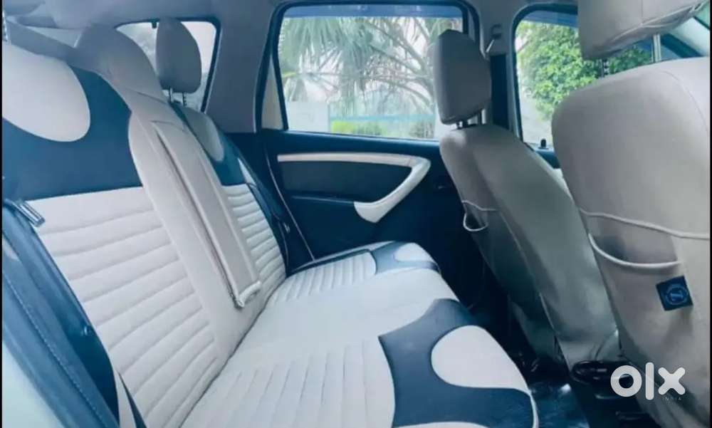 Renault Duster 2015, New Tyres And Complete Company Service Car Sale