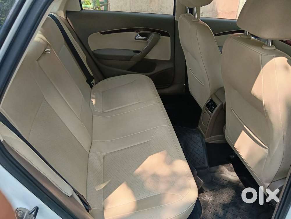 Skoda Rapid 1.6 Mpi At Elegance Plus, 2015, Petrol