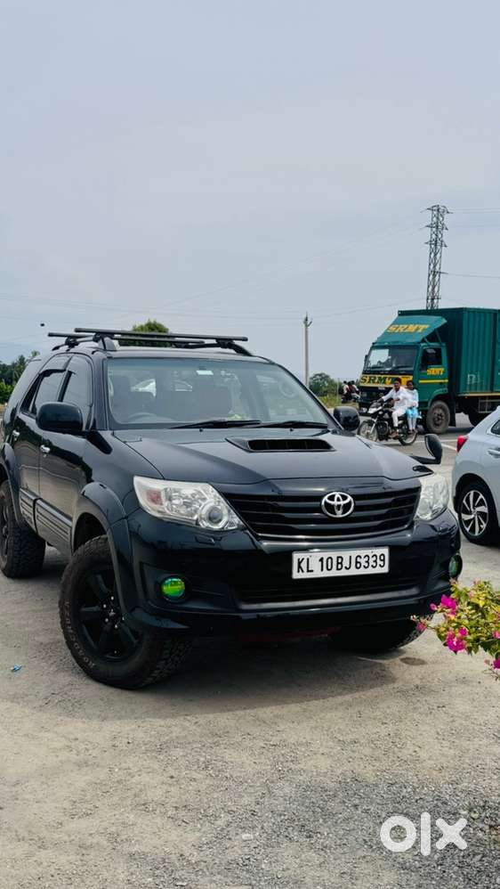 Toyota Fortuner  4x4 Diesel Manual
