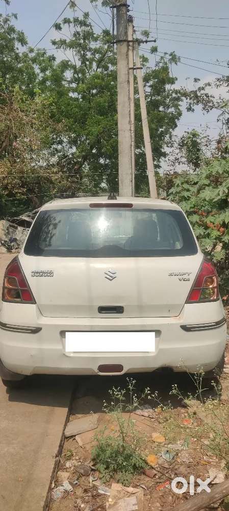 Maruti Suzuki Dzire 2010